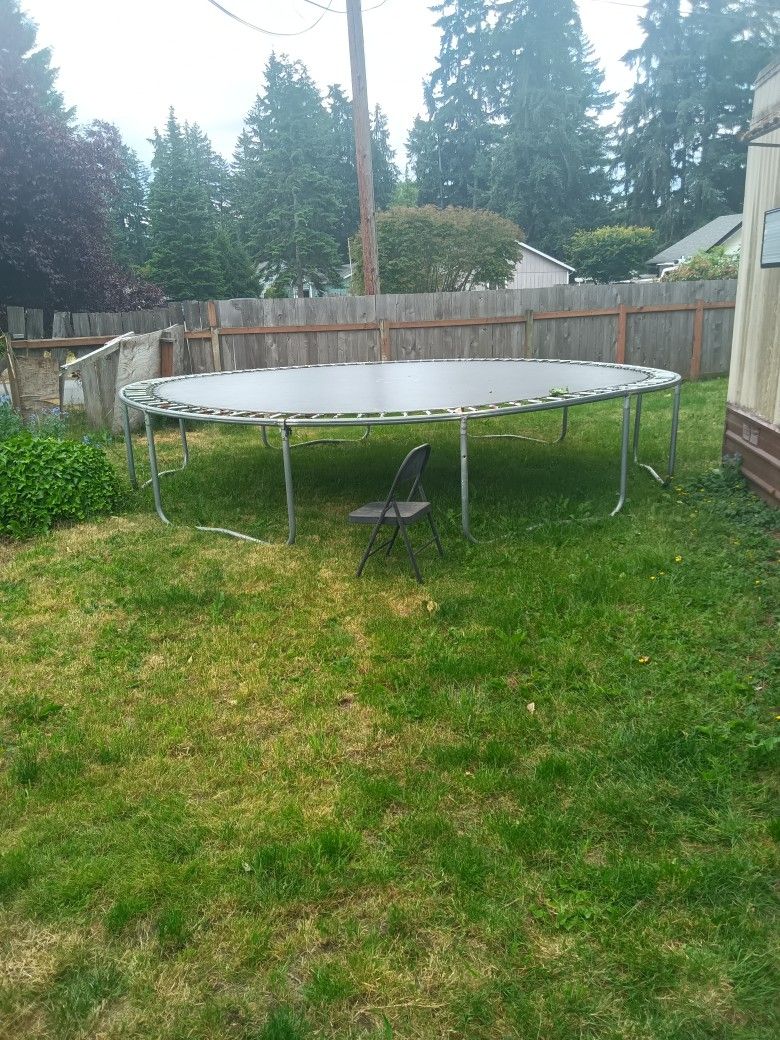 Free Trampoline
