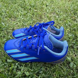 Kids Soccer Cleats Size 2