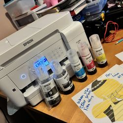 🤗🤗💞💞💞$$135 - (TLC needed) Epson wireless ecotank (ET-3760) printer with lots of extra ink- needs work but does print-I have taken pictures of how