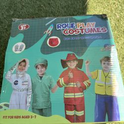 LOYO Kids Role Play Dress Up Clothes for 3-7 Years Old Play, 4 Sets