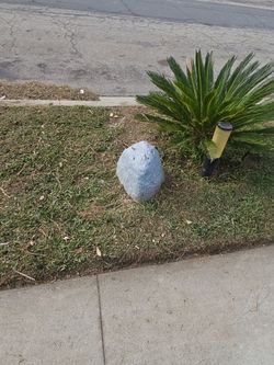 Fake rock Boulders for yard