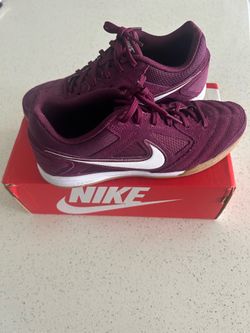 Nike Gato