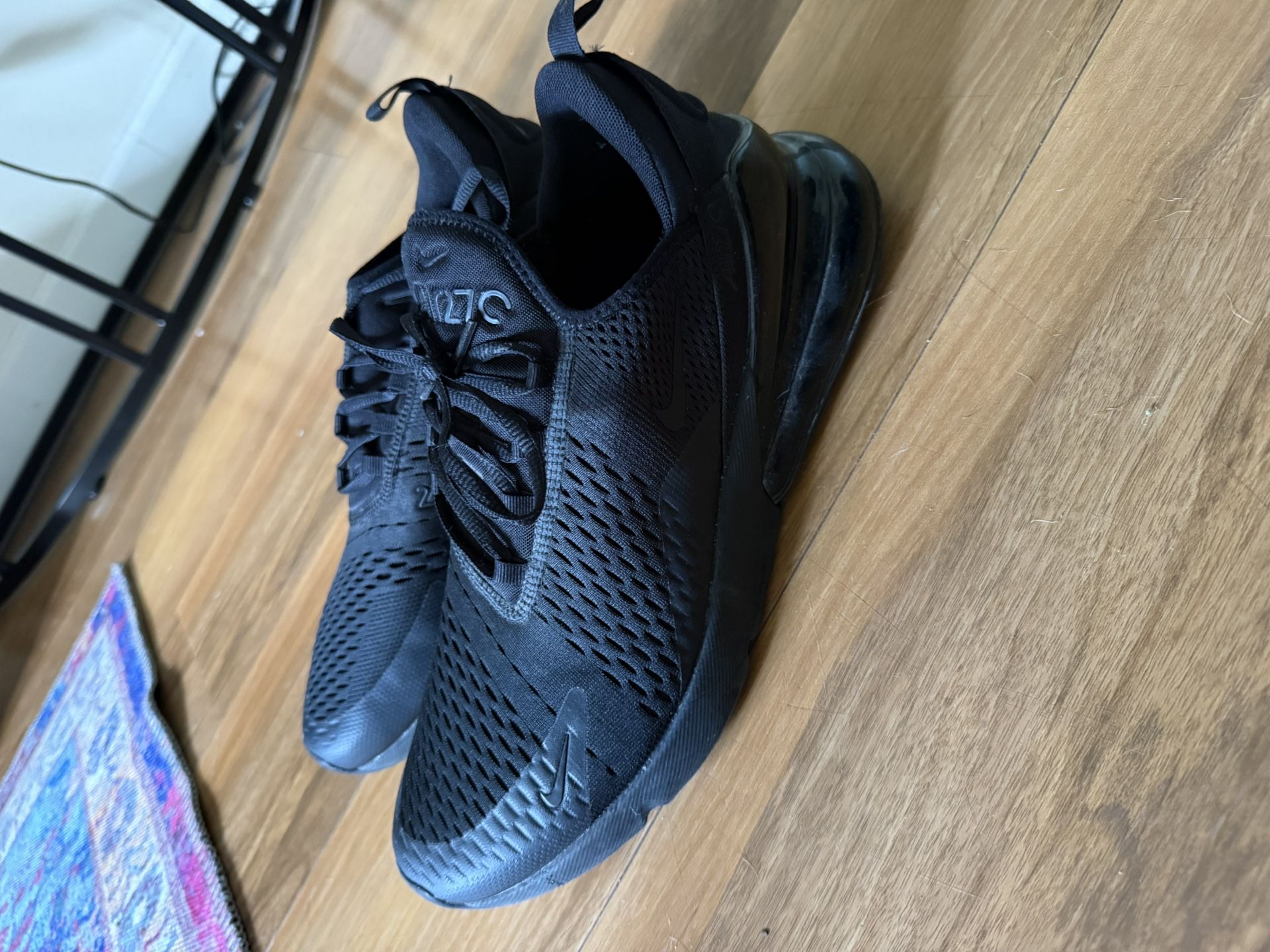 Men’s Nike Air Max 270 Size 13