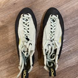 La Sportiva Mythos Climbing Shoes