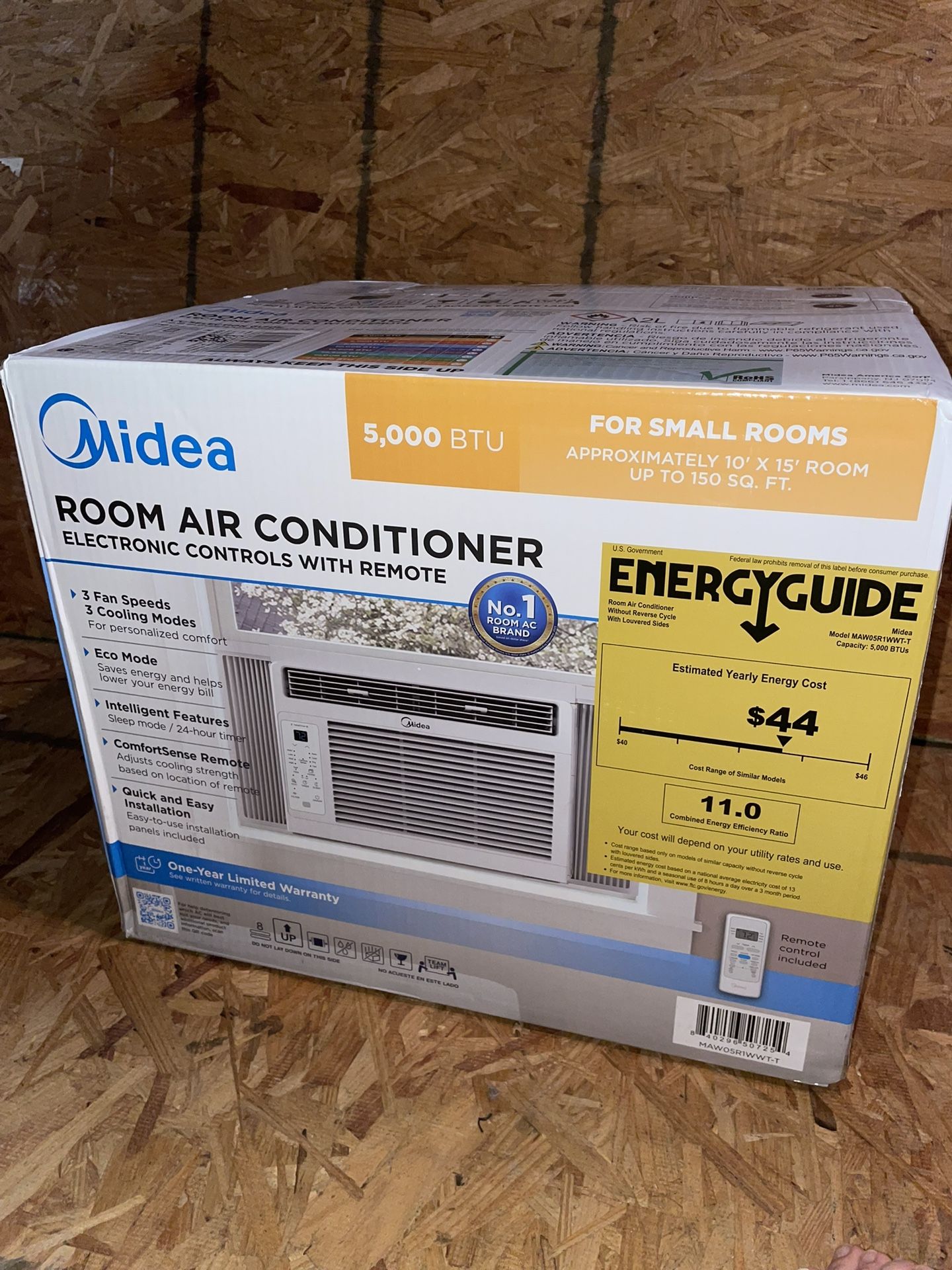 Brand new white window air conditioner
