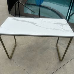 Modern desk