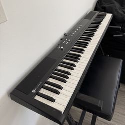 Keyboard Piano W/ Bench & stand