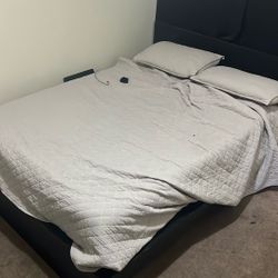 Full Size Bed And Frame 