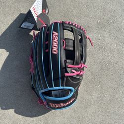 BRAND NEW WITH TAGS A2000 2025 Summer Edition 1777SS 12.75” Outfield Baseball Glove