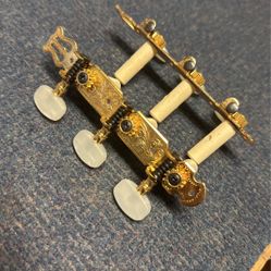 Tuners for classical guitar