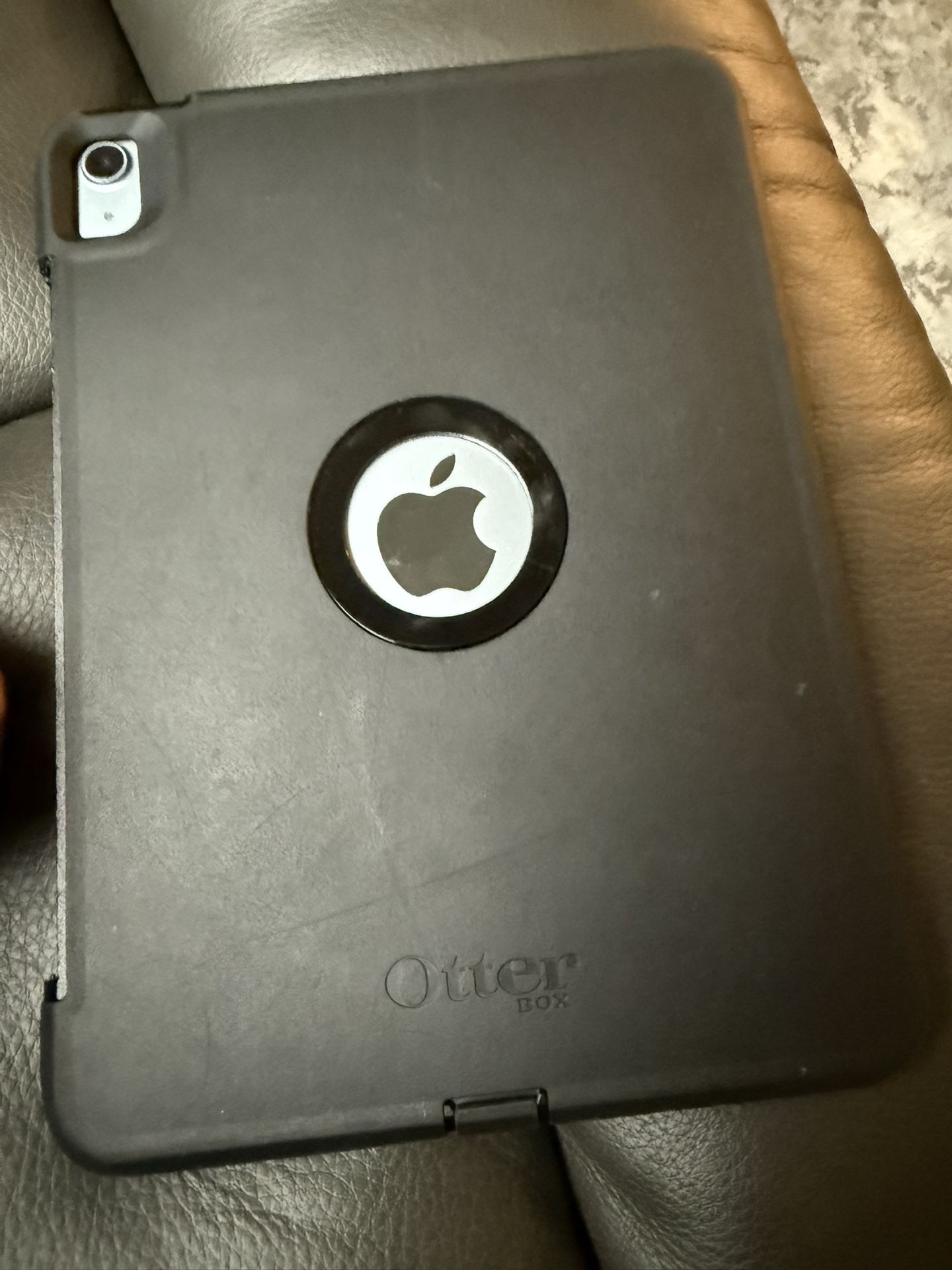 2 iPads For Sale