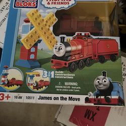 New. Thomas Friends  MEGA BLOCKS  AGE 3 And Up