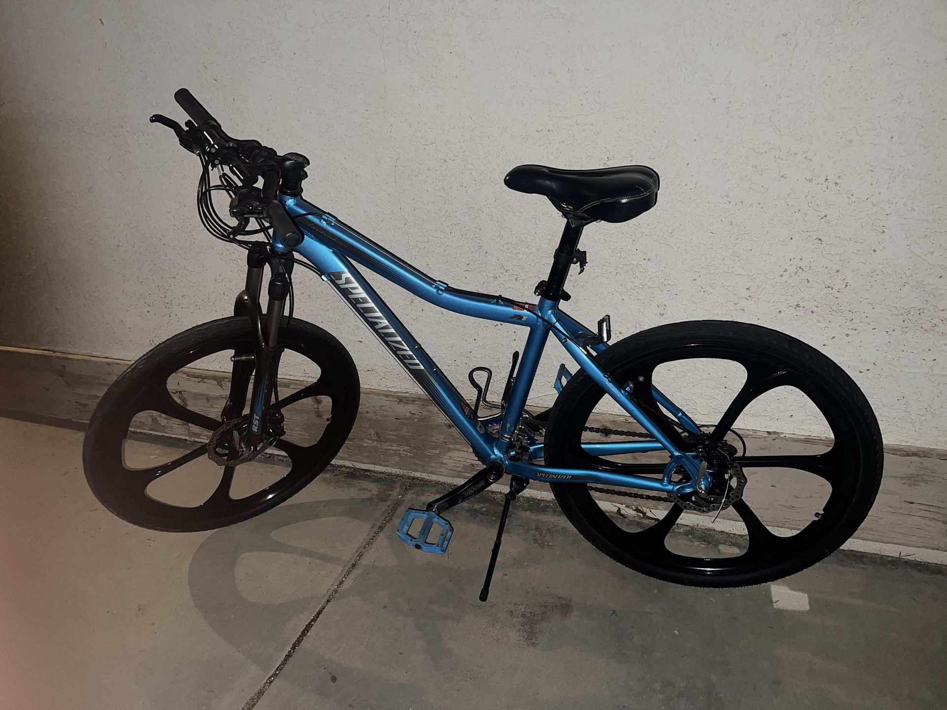 Specialized Hardrock Bike