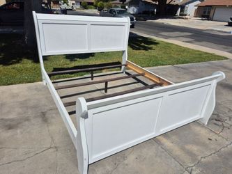 California King Size bed