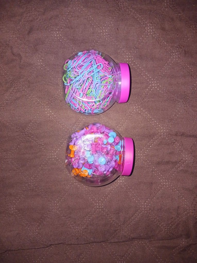 Push PINS AND SMALL PAPER CLIPS BOTH FOR $6
