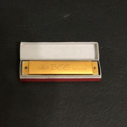 Vintage Bee G Key 16 Hole Harmonica W/ Box