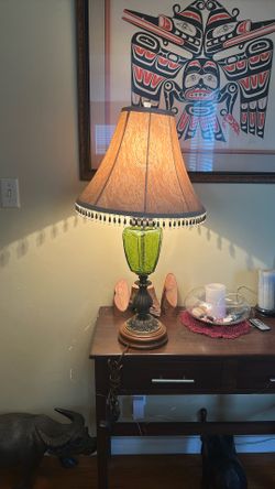 Vintage Mid-Century Modern Green Glass Table Lamp