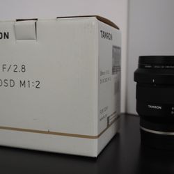 Tamron 35mm f/2.8 Lens