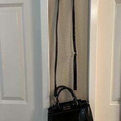 Black Purse 