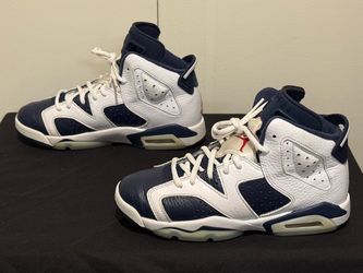 Nike Air Jordan 6 Retro, Size 5Y