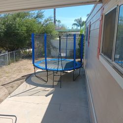 Trampoline 