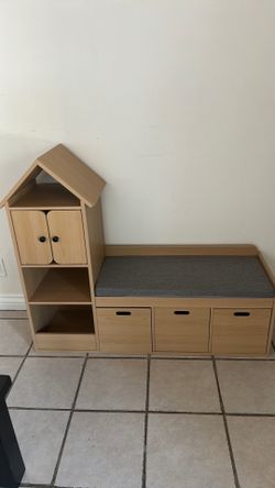 Kids Bookshelf