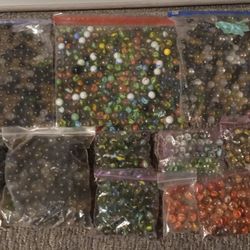 VINTAGE MARBLES OVER 2,400 HUGE COLLECTION