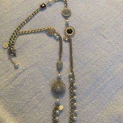 White House black market glass bead 20 inch pearl / rhinestone/ black stone gold chain necklace.