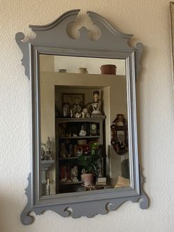 Chippendale Federal Antique Mirror