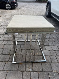 City Furniture End Table Coffee Table