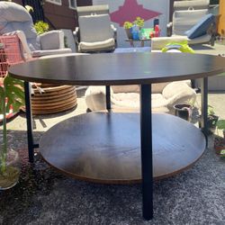 Round Coffee Table 