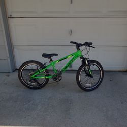 Schwinn Thrasher 7-speed Front Suspension Bike 
