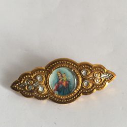 BEAUTIFUL LADIES BROOCH