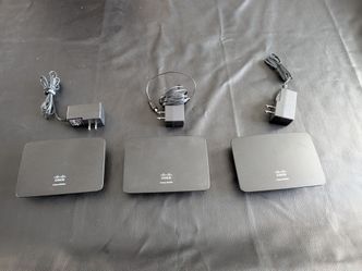 Cisco Linksys SE2500 Network Switch Lot of 3