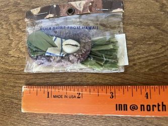 Vtg 1950's - 1960's Hawaiian "Gag Gift" or Joke Novelty Souvenir