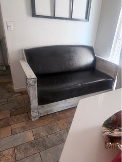 Bench/Booth/Love Seat (78247)