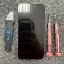 iPhone Cracked screen LCD 