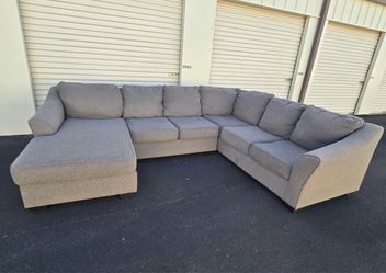Gray Ashleys Furniture Sectional(WILL DELIVER)
