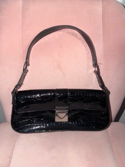 Guess purse