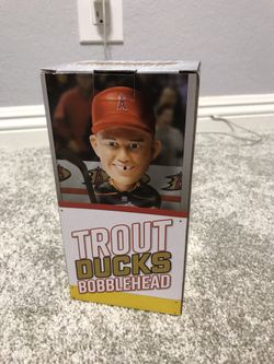 LIMITED MIKE TROUT x ANAHEIM DUCKS BOBBLEHEAD