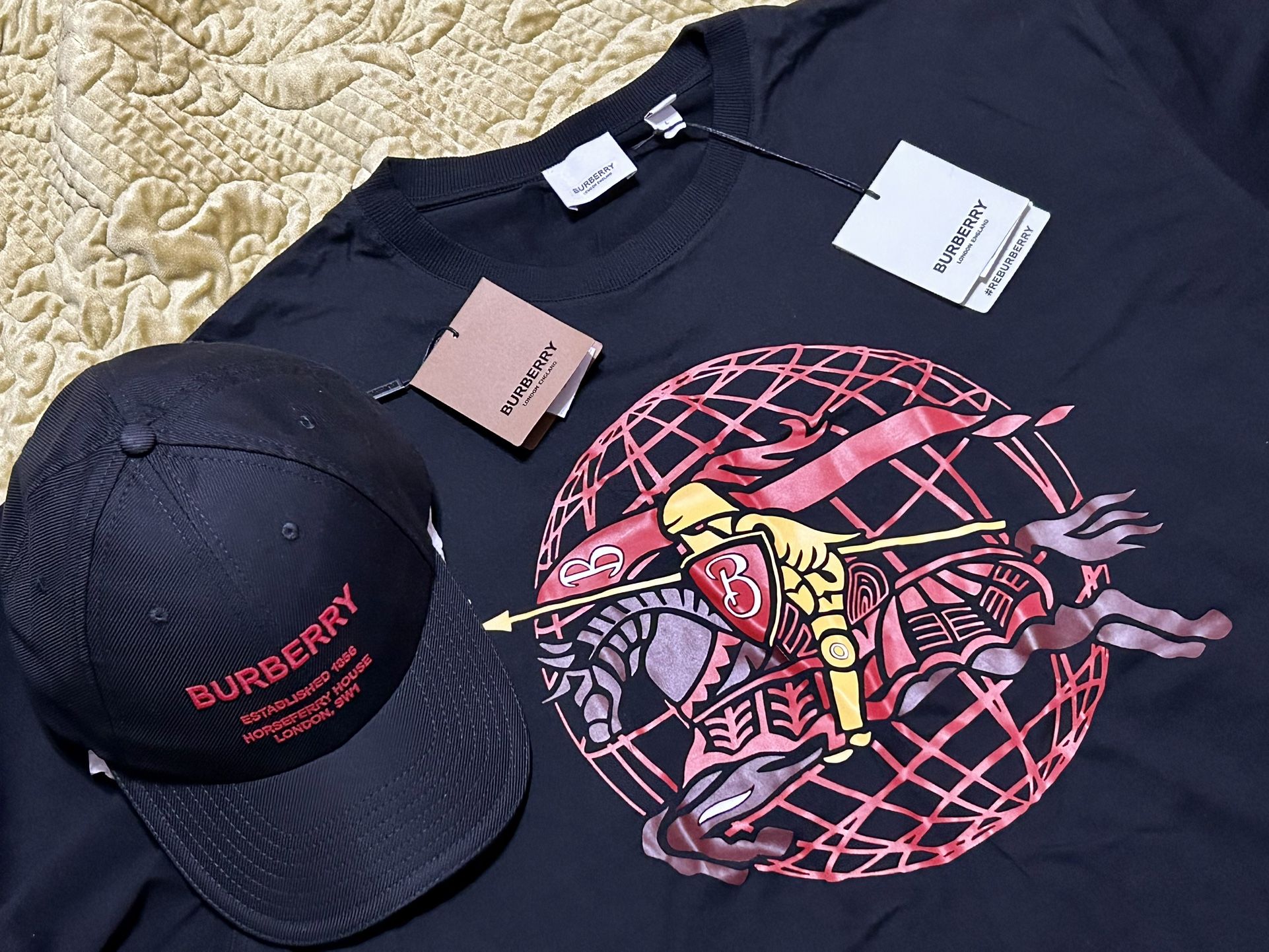 Burberry Combo Baseball Cap And T-shirt Brand New!! Authentic!!