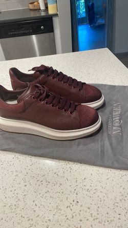 Alexander McQueen Low-Top Sneakers Burgundy