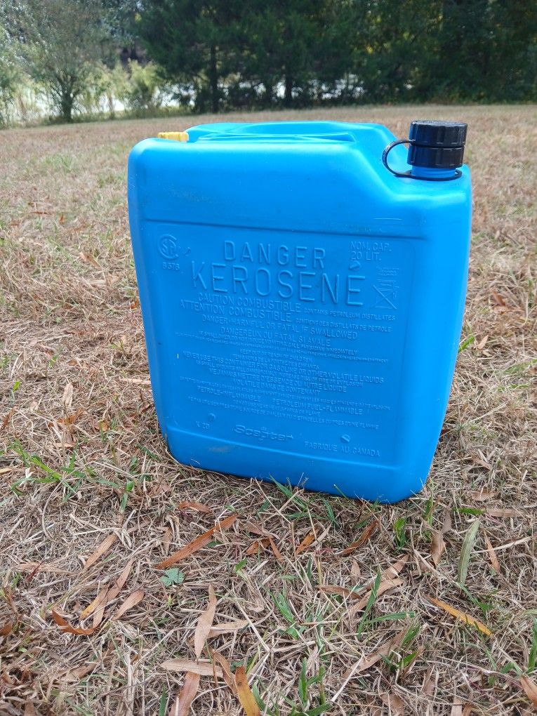 Plastic 5 Gallon Kerosene Container