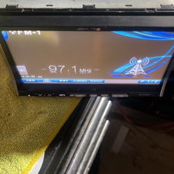 Alpine Double Din For Repair Doesn’t Load Disk