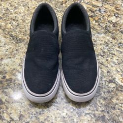 Black Nike Slip Ons 