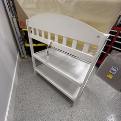 Baby changing g table with soft mattress