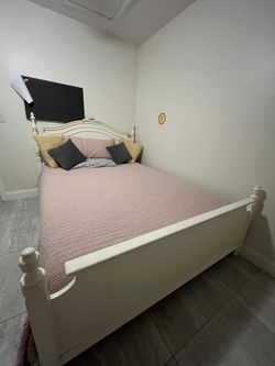 Muebles en venta/ Furniture for sale !!!