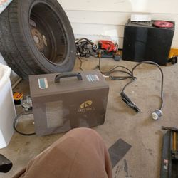 A LOTOS(CT520D) 50Amp Air Plasma Cutter, And 200Amp Stick/Arc &Tig Welder. 3in1 Machine No Cords Included 