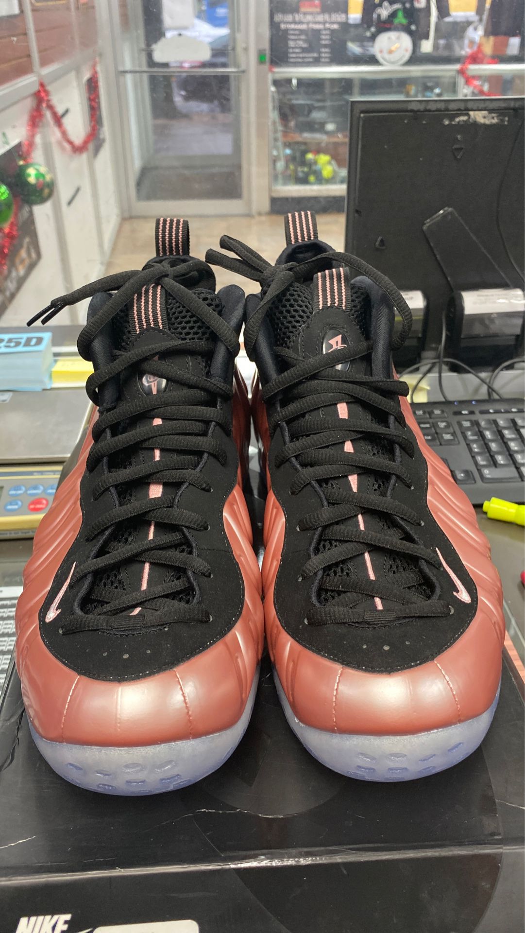 AIR FOAMPOSITE ONE “Rose Gold” (Size: 13)
