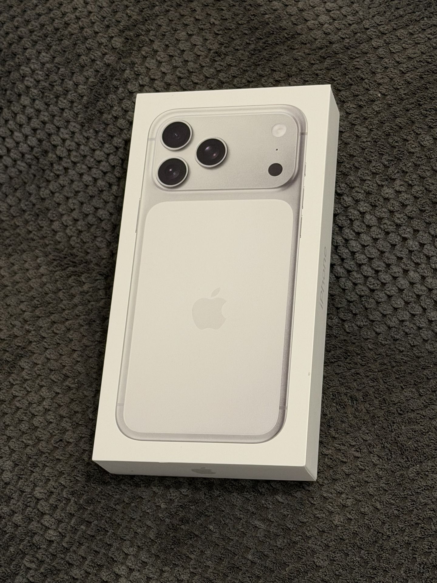 iPhone 17 Pro Max 512TB Silver